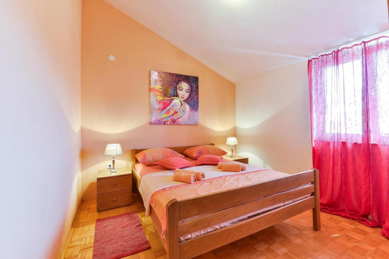 Family Friendly Apartments With A Swimming Pool Zadar - 18098 Eksteriør billede